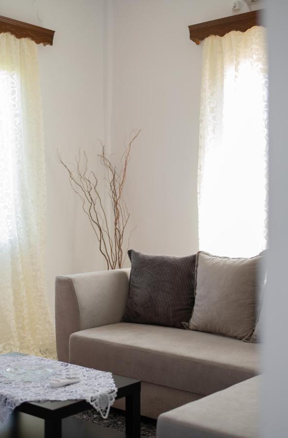 Classic Guesthouse Nafplion エクステリア 写真